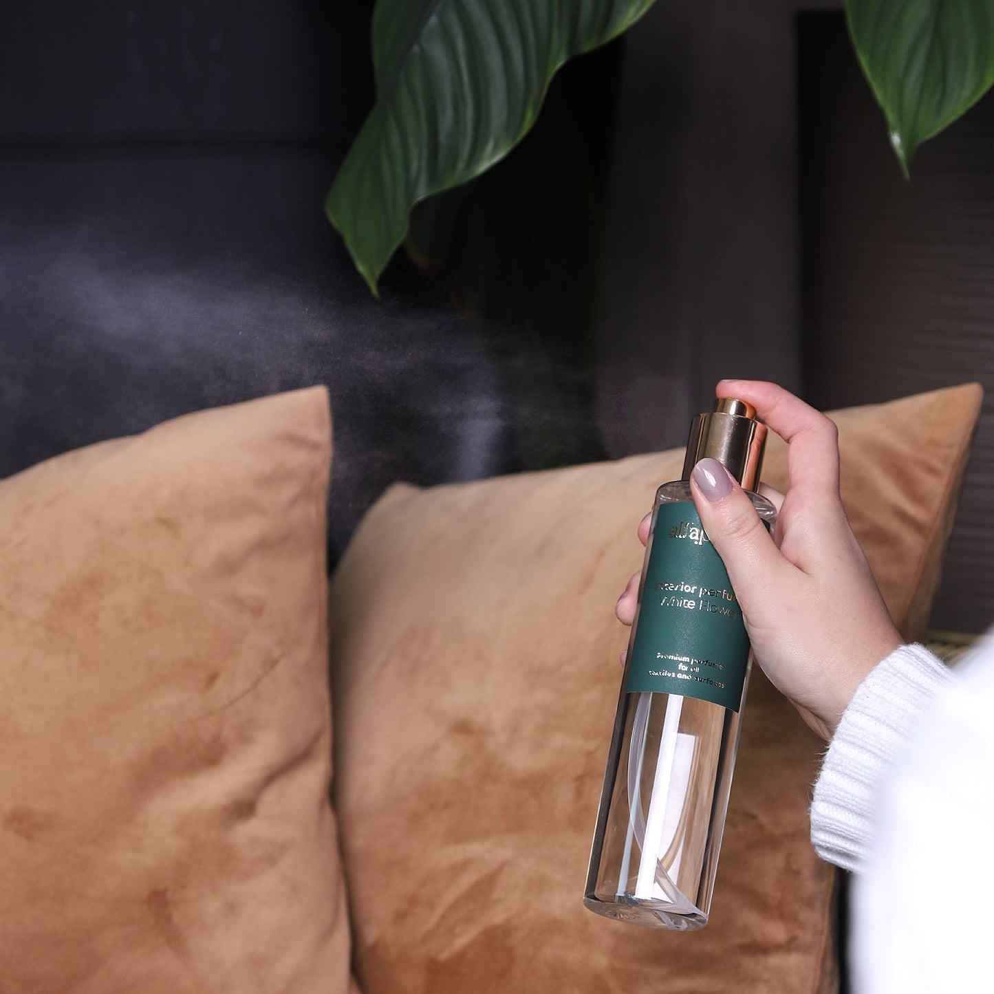 WHITE FLOWER Textilní a bytový parfém