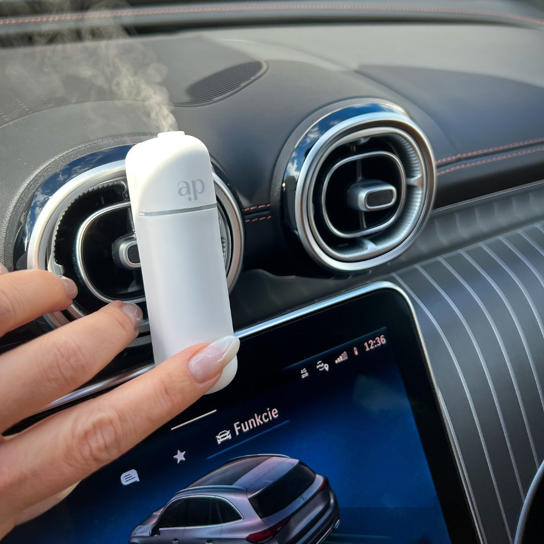 Difuzér do auta eDrive White + vůně do auta 6 ks